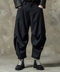 画像9: 【glamb 2025Spring先行予約】glamb グラム / Irregular Tuck Wide Slacks (2色展開) (9)